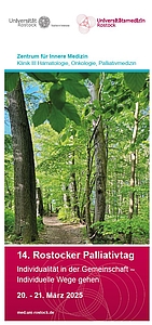 Titelbild eines Flyers. Bild mit Wald